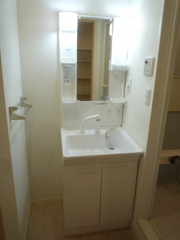 洗面設備　洗面所です