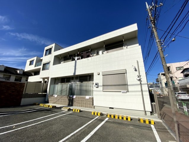 建物外観　★駅又は現地待ち合わせでご案内が可能です★