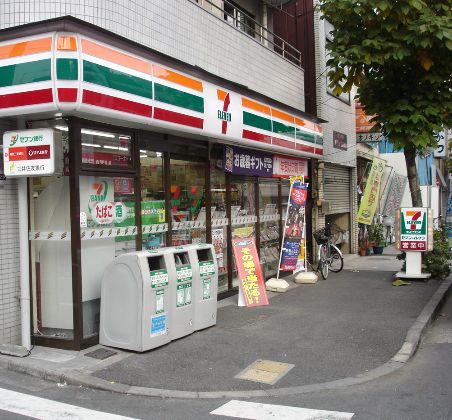 コンビニ　セブンイレブン（コンビニ）まで60m
