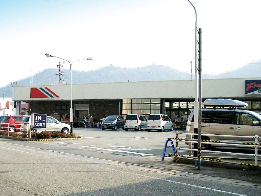 スーパー　マルアイ 上手野店（スーパー）まで888m