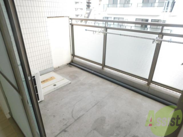 バルコニー　広々したバルコニー