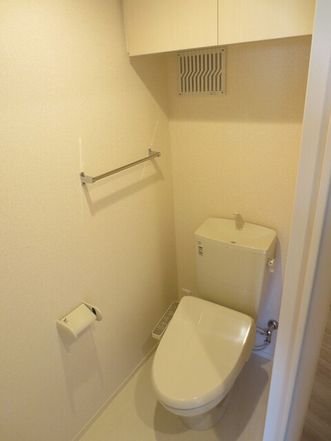 トイレ　Ａ２０１　温水洗浄暖房便座トイレ