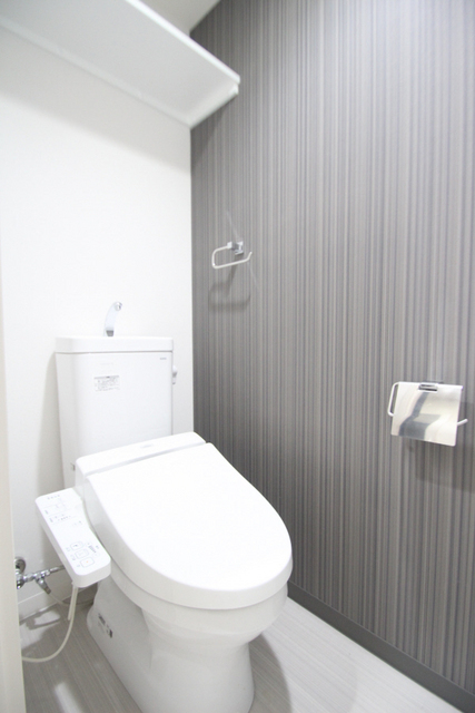 トイレ　※中部屋のお写真を参考にしております