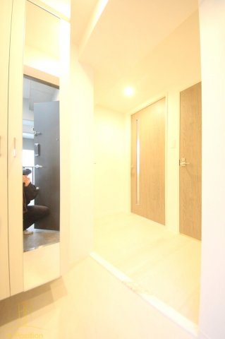 玄関　エスリードレジデンス本町パークフロント