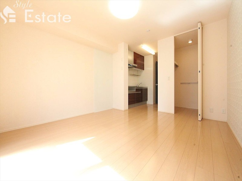 居室・リビング　内装