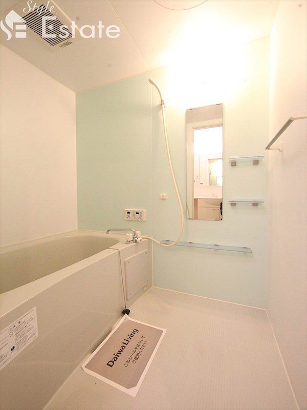 バス・シャワールーム　バスルーム