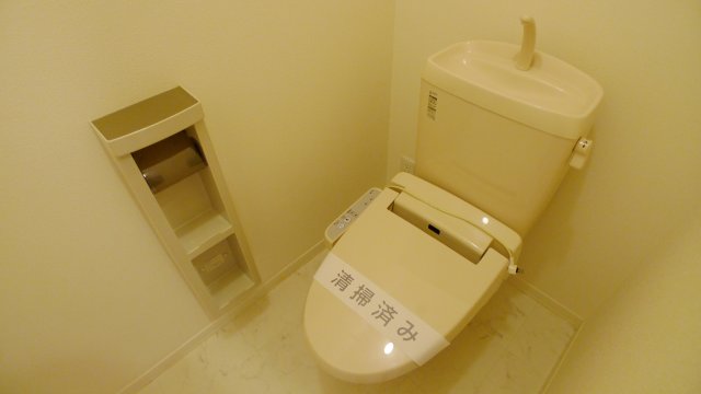 トイレ　写真は２０３号室です