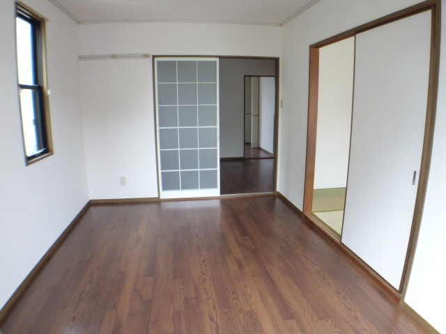 居室・リビング　居室1