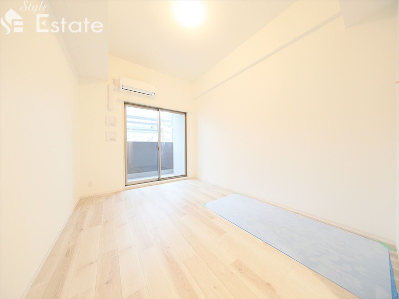 居室・リビング　内装