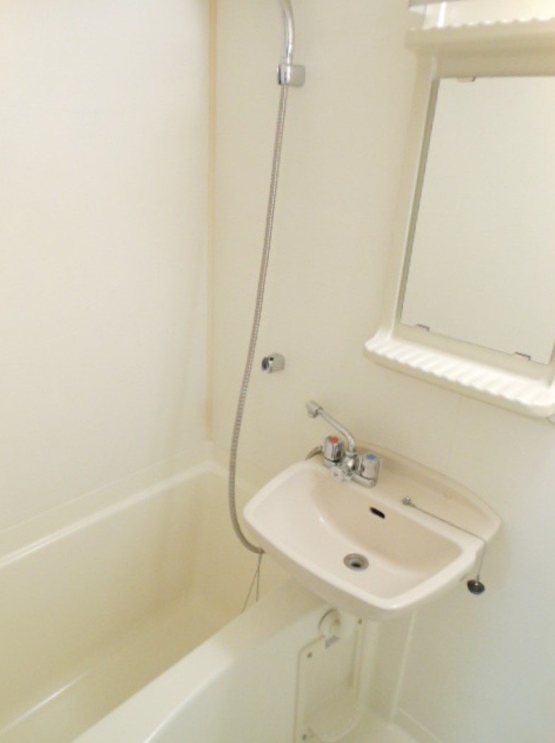 バス・シャワールーム　浴室