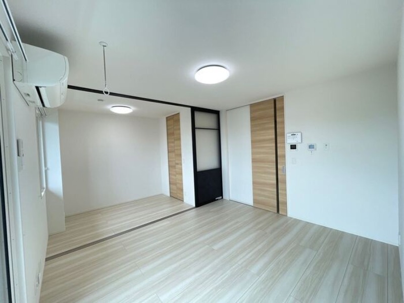 居室・リビング　図面と現状に相違がある場合には現状を優先