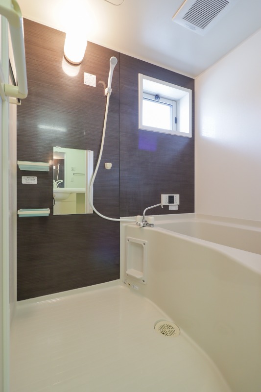 バス・シャワールーム　図面と現状に相違がある場合には現状を優先