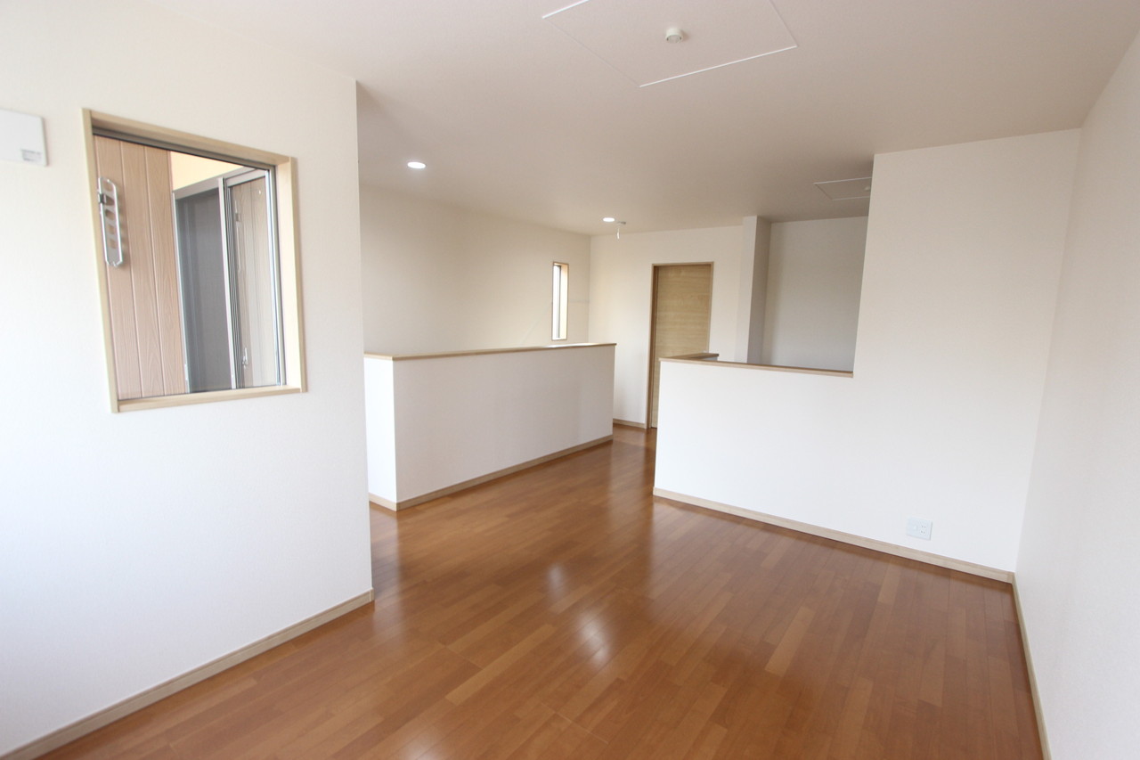 居室・リビング　写真はイメージです。色仕様は現況優先になります。