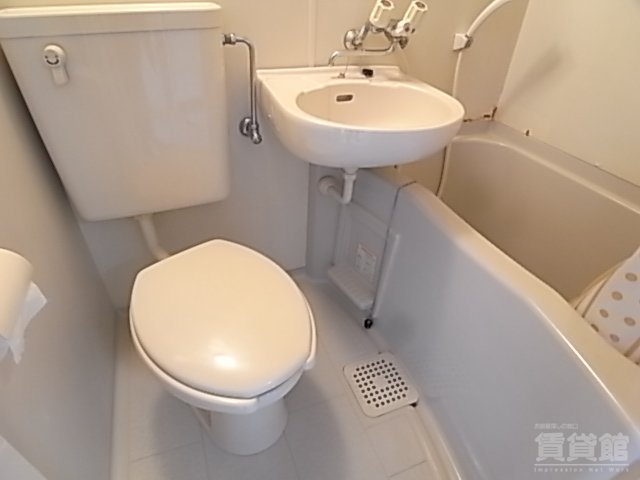 バス・シャワールーム