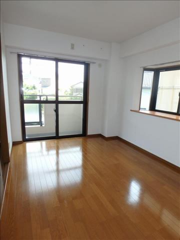 居室・リビング　１０５の写真です