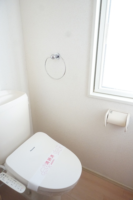 トイレ　洗浄便座※同タイプ参考写真