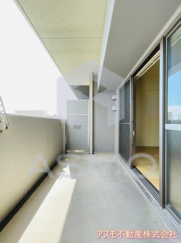 バルコニー　同マンション別部屋　参考写真