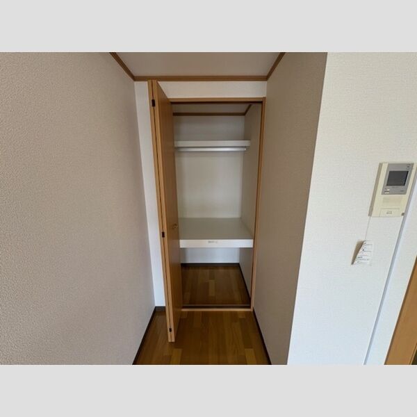 収納　クローゼット