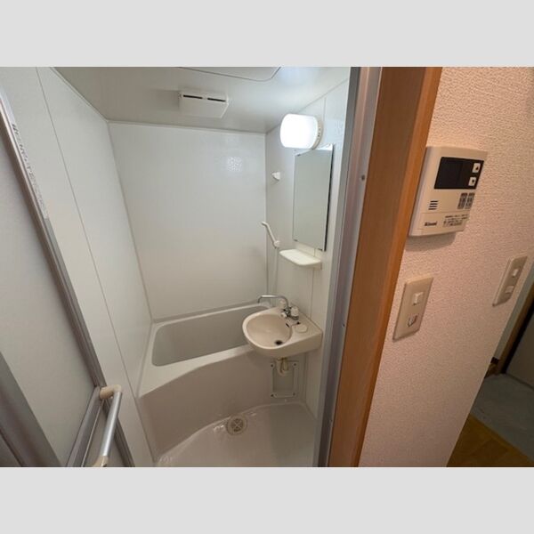 バス・シャワールーム　浴室