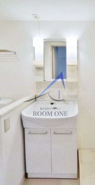 洗面設備　洗面台です。