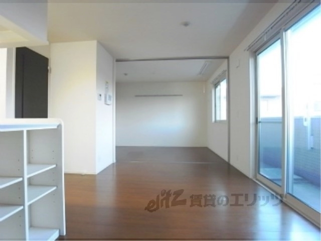 居室・リビング　リビング