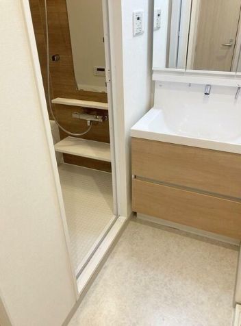 洗面設備　ラグゼナ平和台