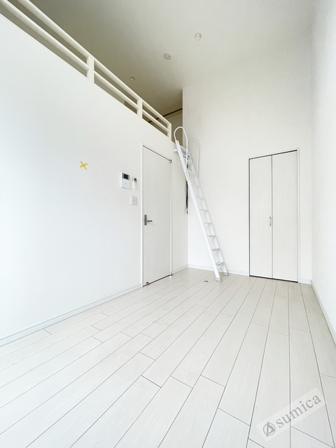 居室・リビング　ネットは無料で利用可能です♪♪