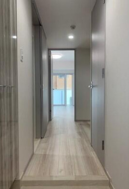 玄関　※別部屋の参考写真です。