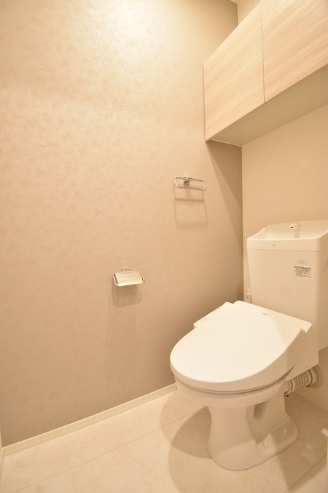 トイレ　温水洗浄便座付きトイレ