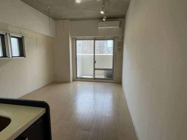 居室・リビング　ゆったりとした居間です