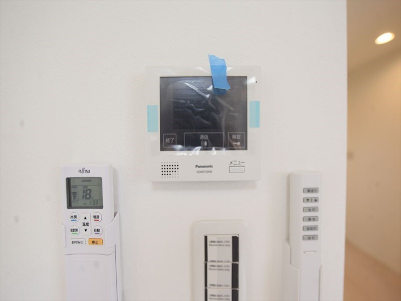 セキュリティ　ＴＶモニター付インターホン完備　同仕様写真