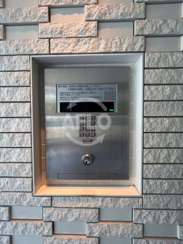 セキュリティ　レジュールアッシュ梅田WEST　オートロック