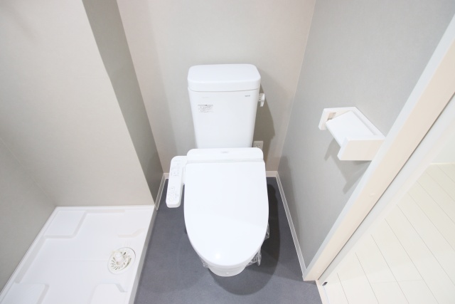 トイレ　※別室の参考写真の為、現況優先です。