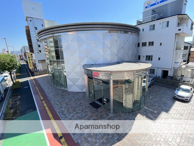 銀行　高知信用金庫下街支店（銀行）まで1095m