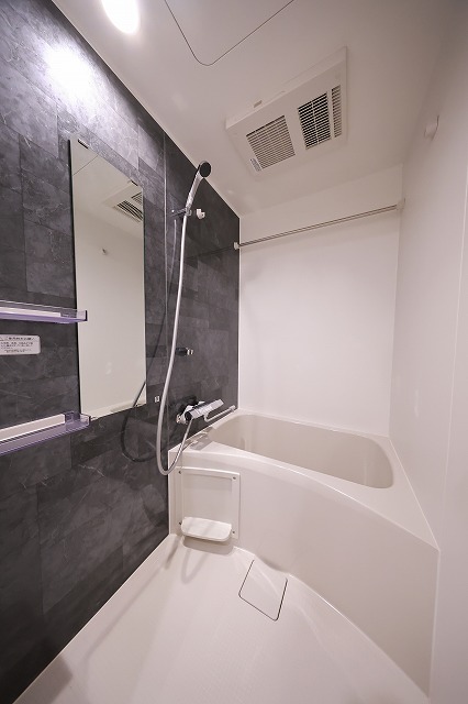 バス・シャワールーム　バス※別部屋参考写真