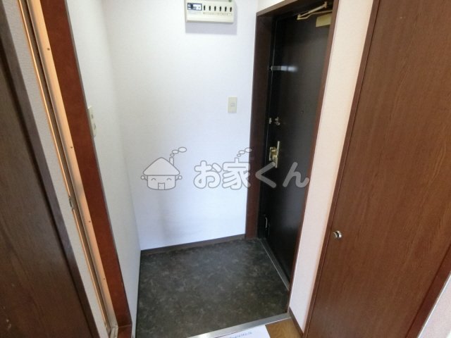 玄関　シューズボックス付き玄関