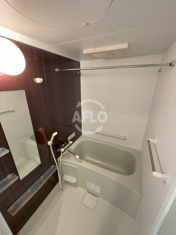 バス・シャワールーム　クローバー・グランデ昭和町　浴室