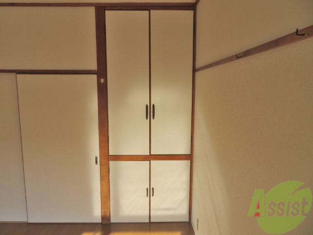 収納　クローゼットがありました。お洋服や荷物はここへ