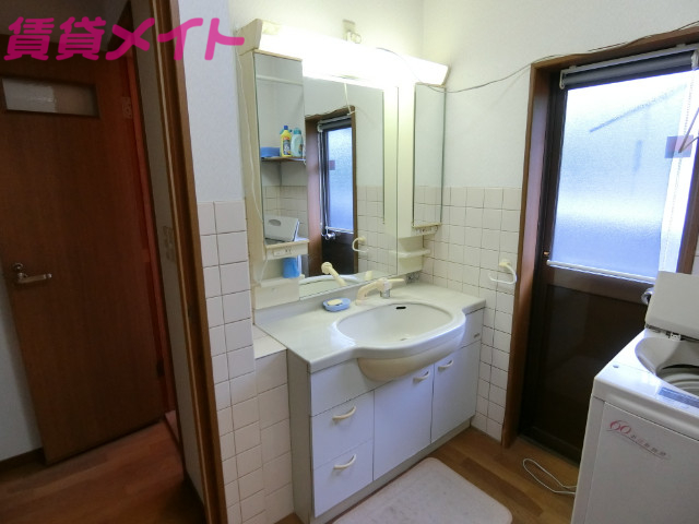 洗面設備　洗面所