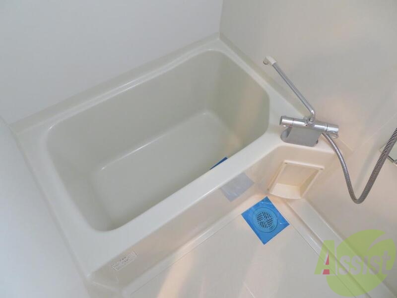 バス・シャワールーム　バスルームは一日の疲れを癒す大切な空間です