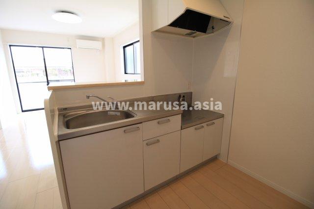 キッチン　別の部屋の写真です