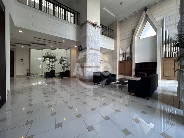 ロビー　Dolce Vita 新大阪　ロビー