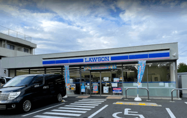 コンビニ　ローソン武蔵野関前二丁目店（コンビニ）まで637m
