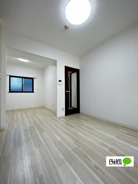 居室・リビング　１０５　イメージ