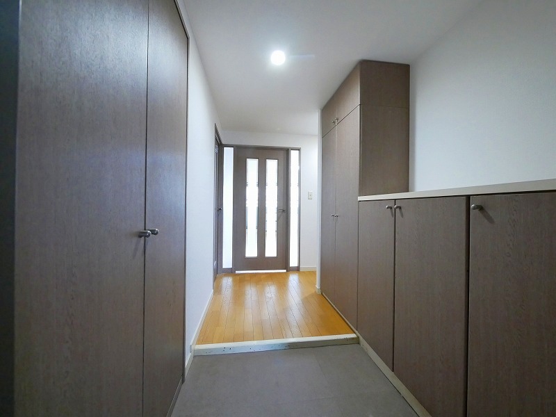 玄関　※別号室参考写真