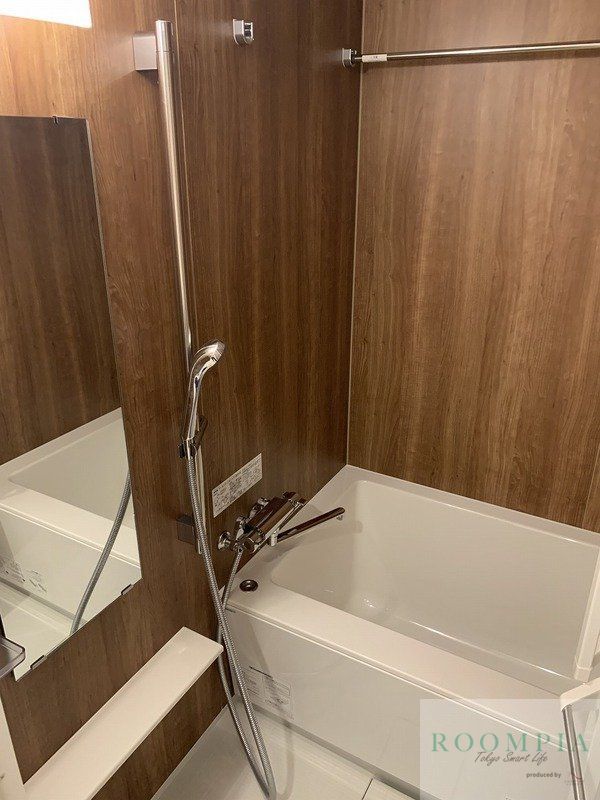 バス・シャワールーム　バス