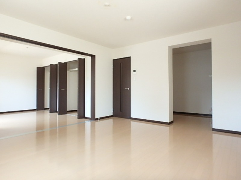 居室・リビング　図面と現状に相違がある場合には現状を優先