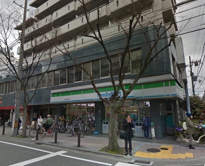 コンビニ　ファミリーマート西宮枦塚町店（コンビニ）まで200m