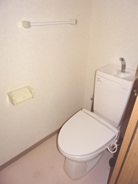 トイレ　（イメージ）