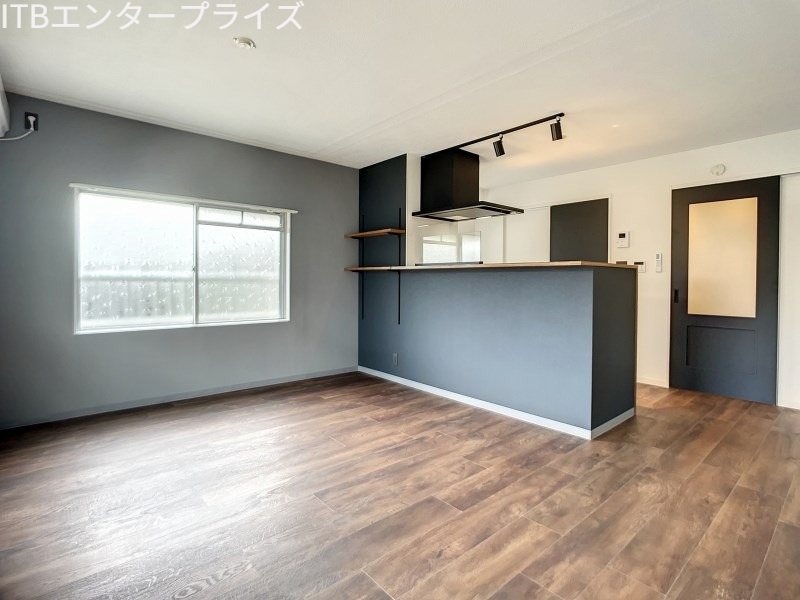 ライトマンションの居間写真